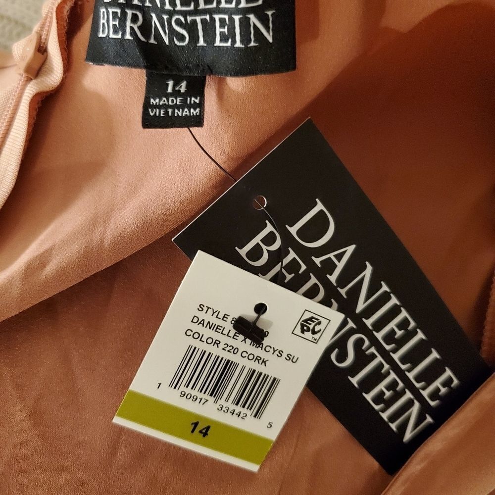 Danielle Bernstein Solid Puff-Sleeve Midi Dress N… - image 9